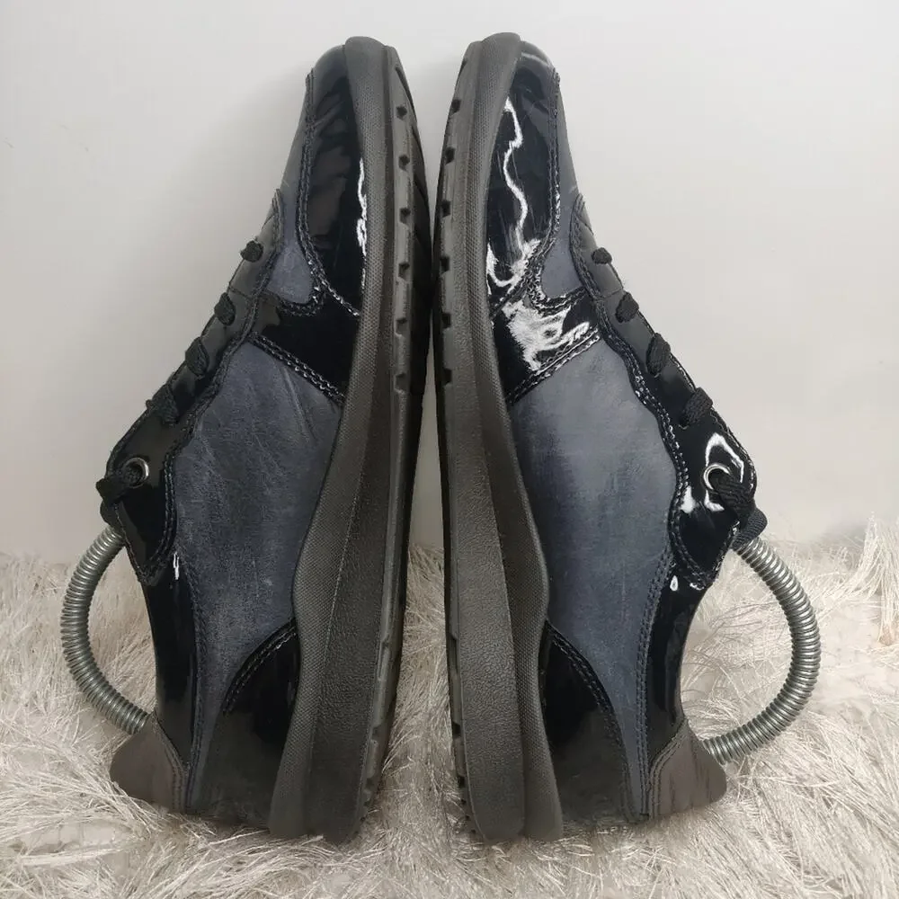 Blue leather Sneakers sz 40 sz 9 by ecco